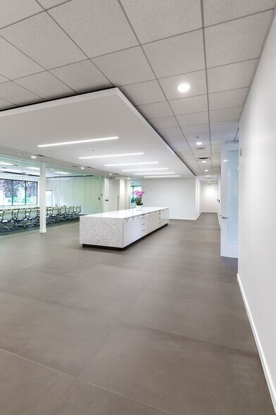 More Photos Of 1441 Redbud Blvd, McKinney Medical For Lease