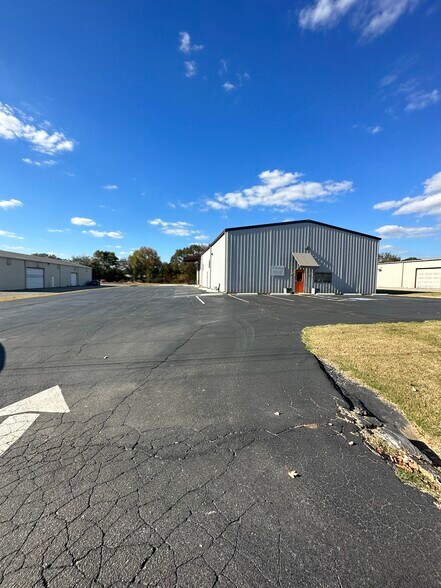 More Photos Of 93 Miller Dr, Jackson Industrial For Sale