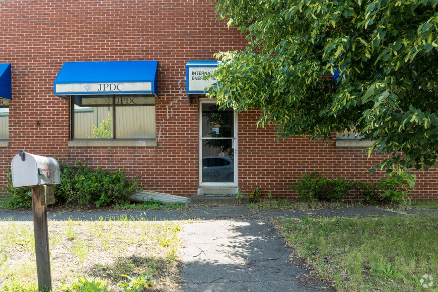 More Photos Of 522-528 Hupp Ave, Jackson Manufacturing For Sale