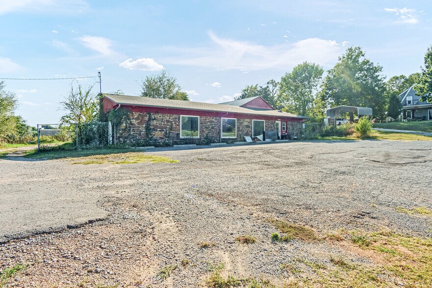 More Photos Of 11944 NE 23rd St, Choctaw Auto Repair For Sale