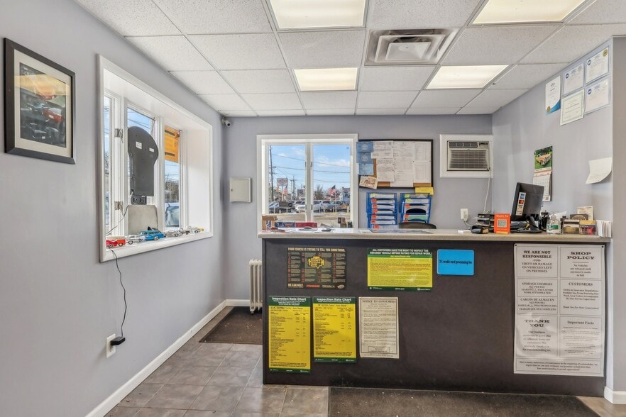 More Photos Of 1741 Princeton Ave, Lawrence Township Mercer Auto Repair For Sale