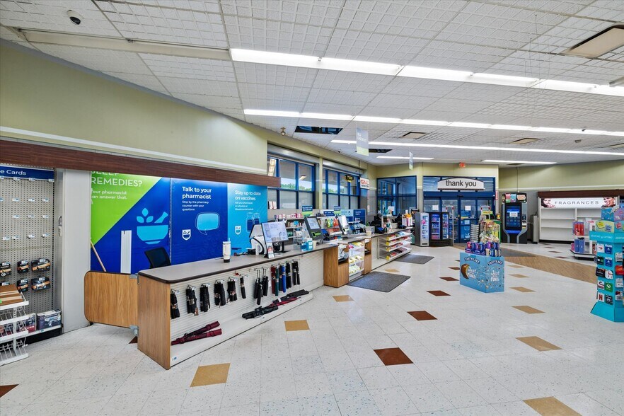 More Photos Of 44 Kings Vlg, Minersville Drugstore For Lease