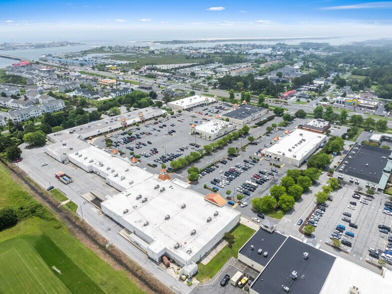 More Photos Of 12741 Ocean Gtwy, Ocean City Unknown For Lease