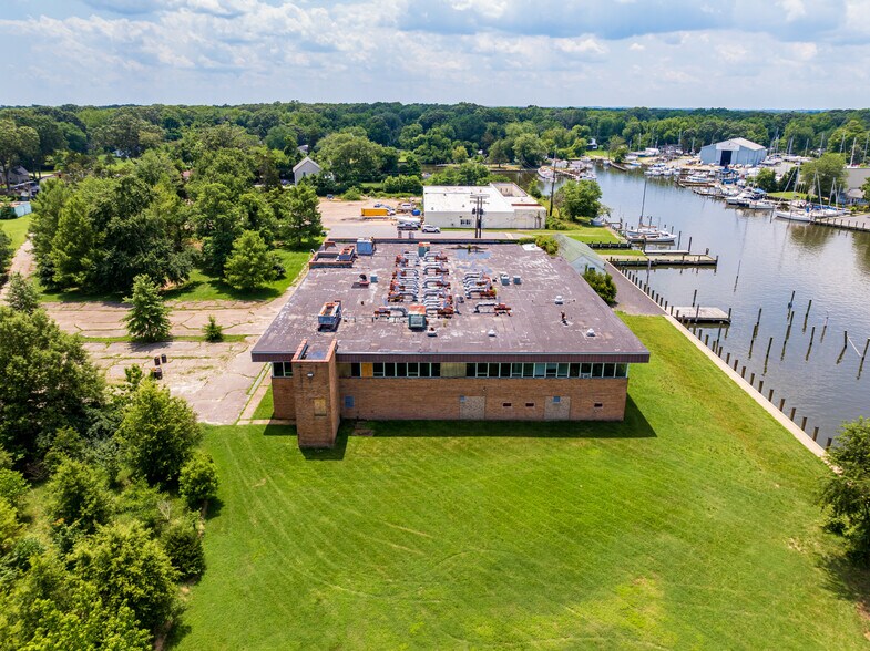 More Photos Of 4800 Atwell Rd, Shady Side Research And Development For Sale