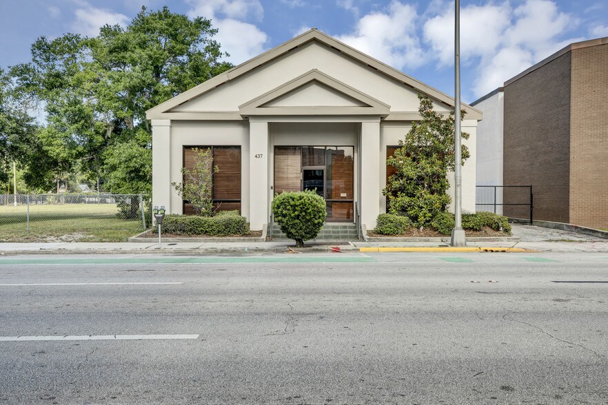 More Photos Of 437 N Magnolia Ave, Orlando Loft Creative Space For Sale