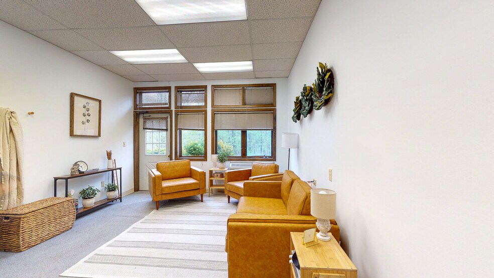 More Photos Of 6 Way Rd, Middlefield Office For Lease