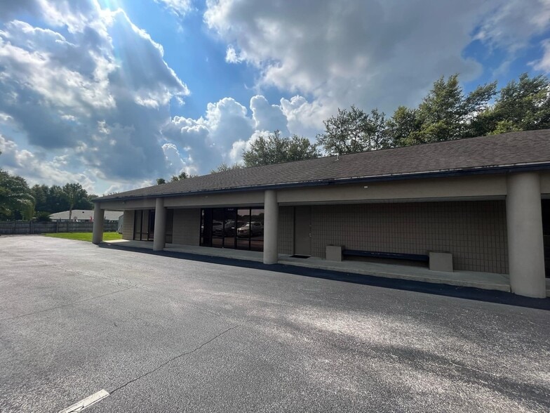 More Photos Of 2935 SE 58th Ave, Ocala Storefront Retail Office For Sale