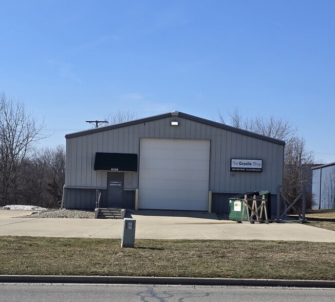 More Photos Of 6125 Cross Creek Blvd, Fort Wayne Warehouse For Lease