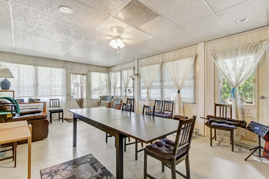 More Photos Of 4833 College Oak Dr, Sacramento Multifamily For Sale