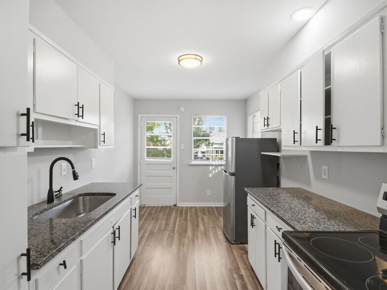More Photos Of 306 N Jackson St, Salisbury Apartments For Sale
