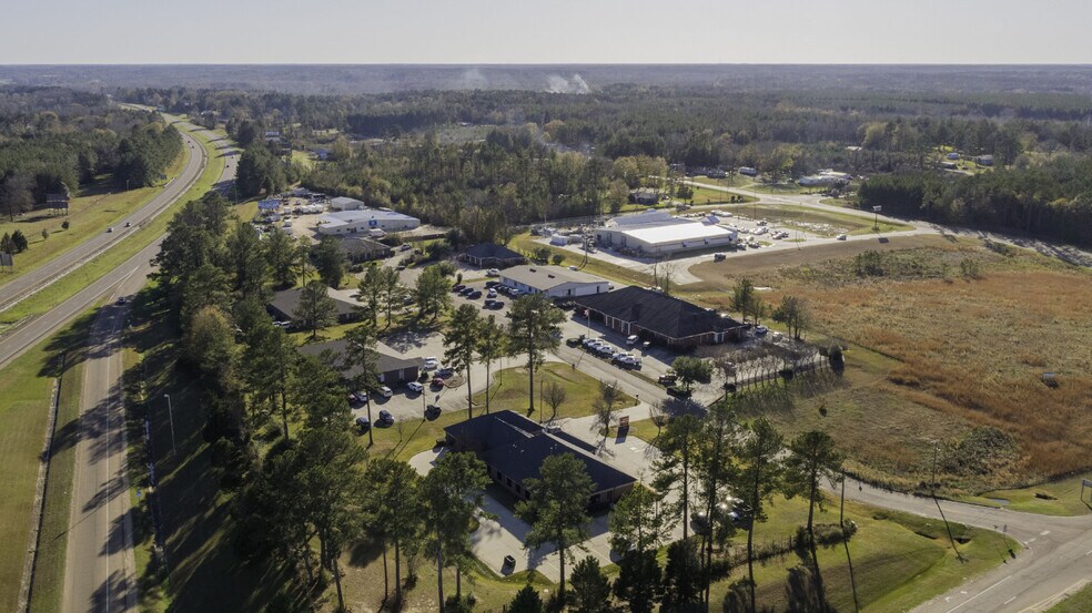 More Photos Of 1395 Johnny Johnson Dr, Brookhaven Office For Sale