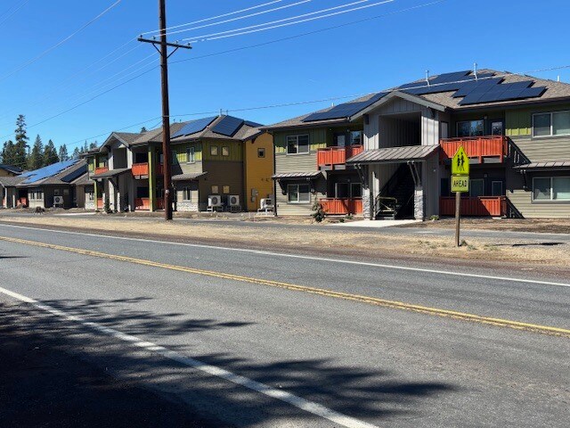 More Photos Of 16401 Memorial Lane and Huntington Rd., La Pine Land For Sale