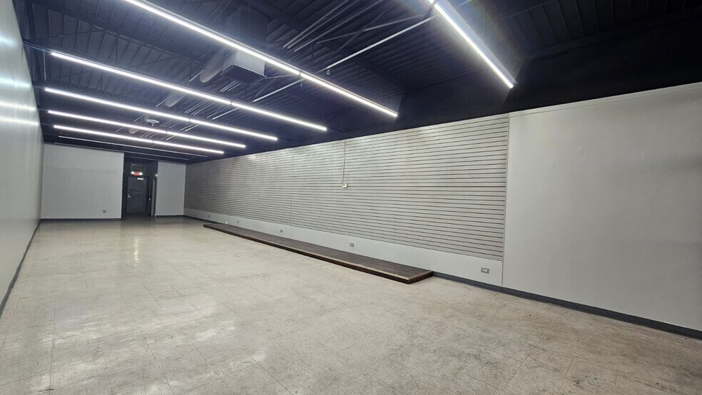 More Photos Of 50310 Van Dyke Rd, Shelby Township Coworking Space
