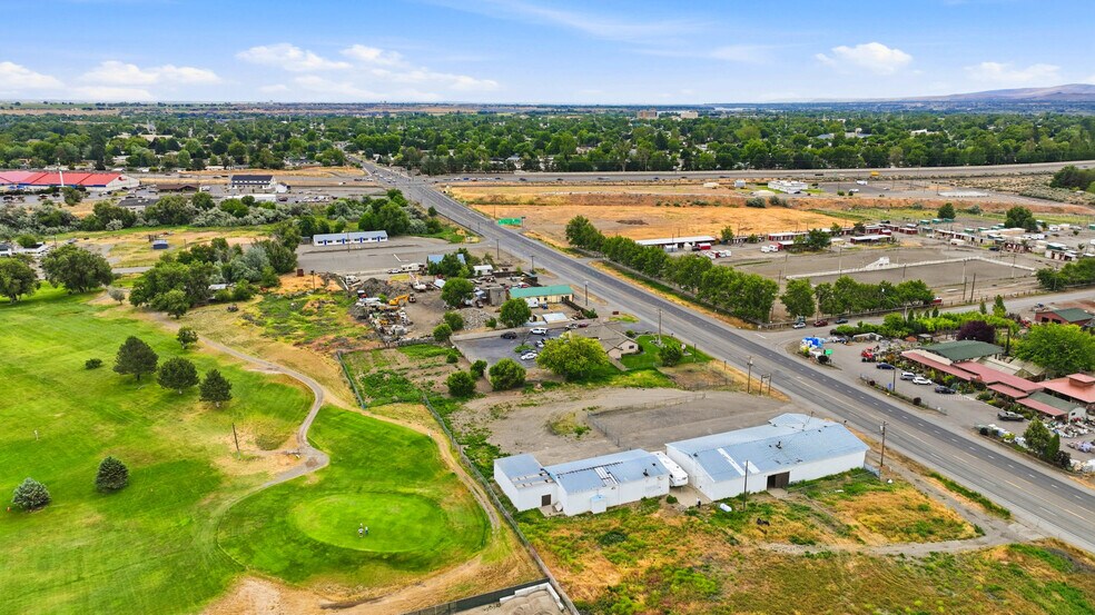 More Photos Of 2676 Van Giesen St, Richland Industrial For Sale