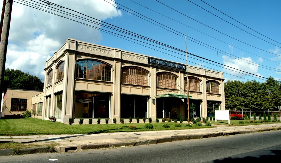 More Photos Of 1020 Fairfield Ave, Bridgeport Freestanding For Lease