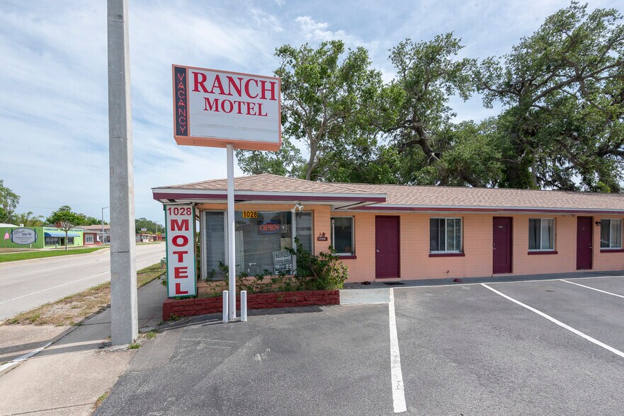 More Photos Of 1028 Ridgewood Ave, Daytona Beach Hospitality For Sale