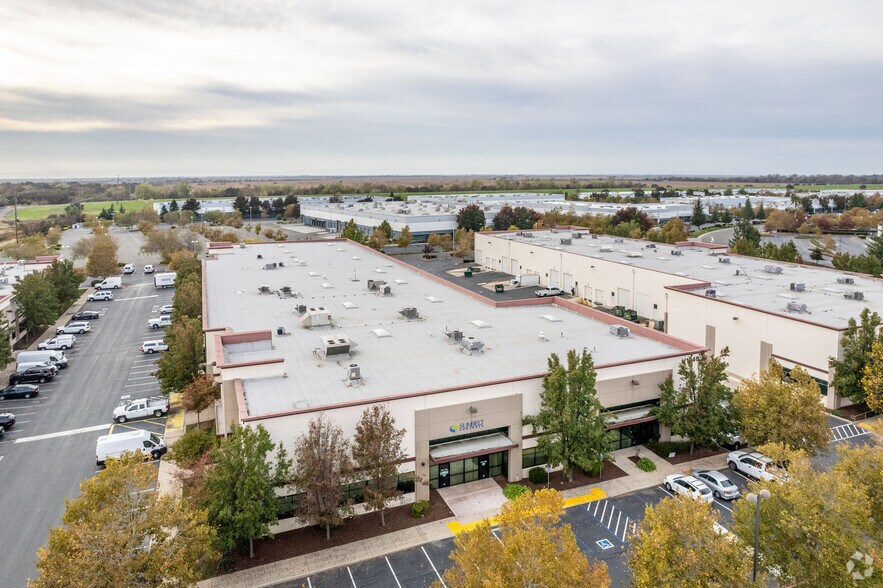 More Photos Of 1040 Riverside Pky, West Sacramento Light Manufacturing For Lease