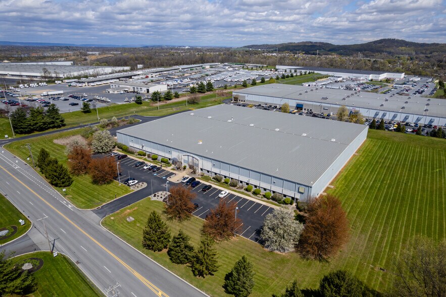 Primary Photo Of 2000 N Union St, Middletown Warehouse For Lease