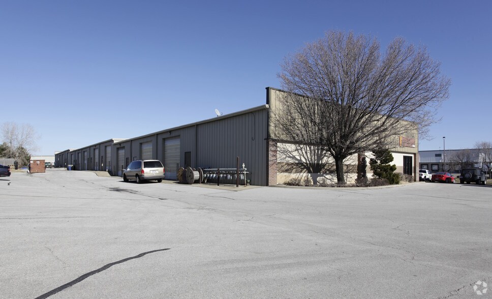 More Photos Of 1250 N Winchester St, Olathe Research And Development For Lease