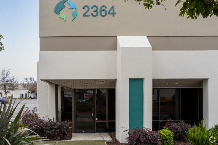 More Photos Of 2340-2380 W Winton Ave, Hayward Manufacturing For Lease