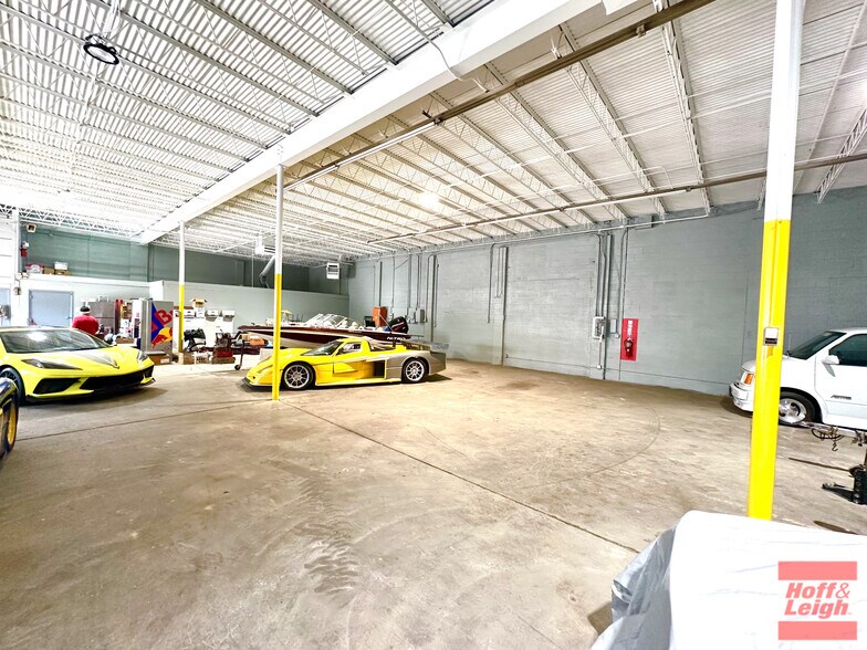More Photos Of 817 E Tallmadge Ave, Akron Warehouse For Sale