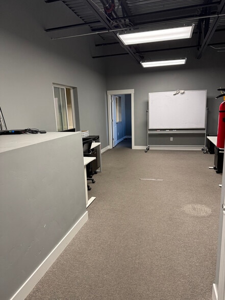 More Photos Of 496 E 1750 N, Vineyard Industrial For Lease