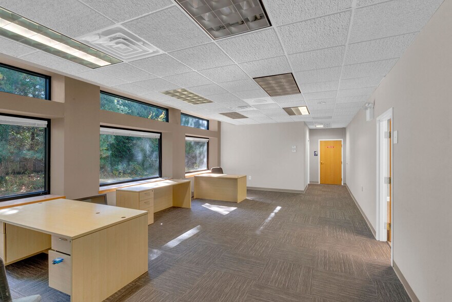 More Photos Of 794 Penllyn Blue Bell Pike, Blue Bell Office For Lease