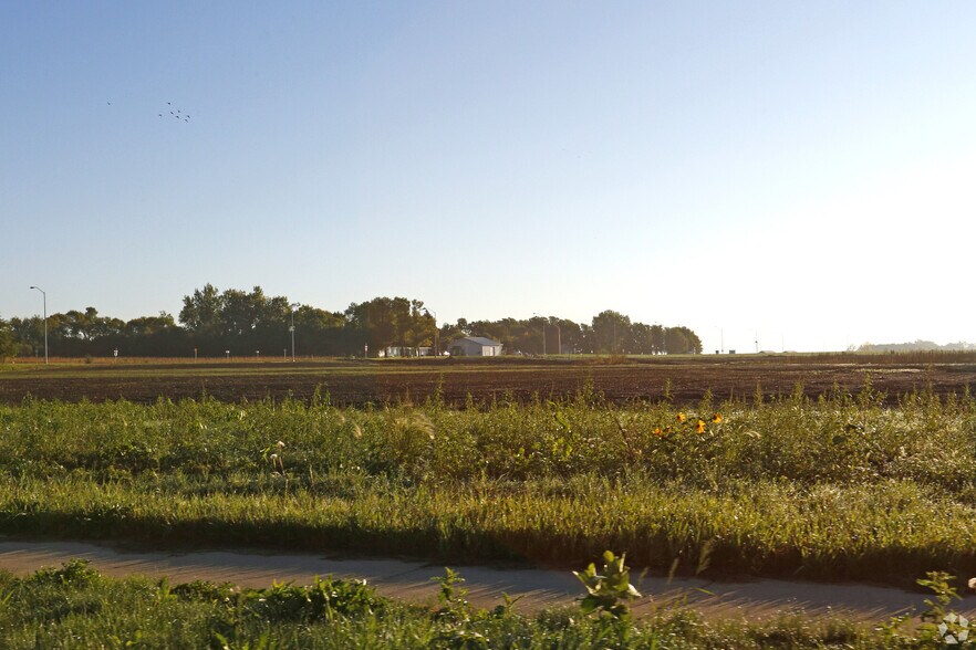 Primary Photo Of 427 1st Ave SW, Halliday Land For Sale