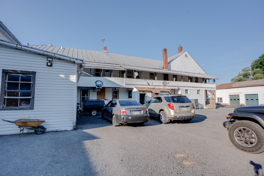 More Photos Of 236 N Main St, Milroy General Retail For Sale