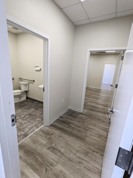 More Photos Of 286-290 Lodi St, Hackensack Warehouse For Sale