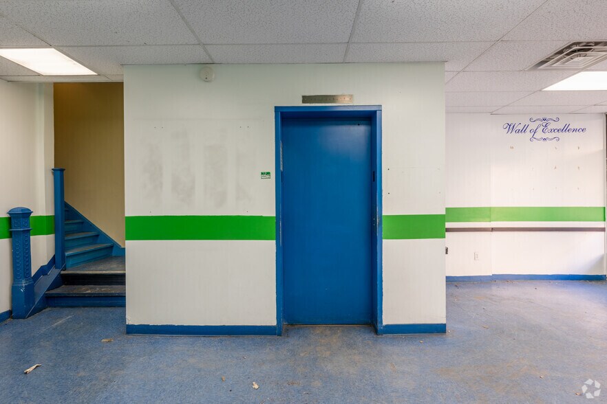 More Photos Of 368 E 148th St, Bronx Medical For Sale