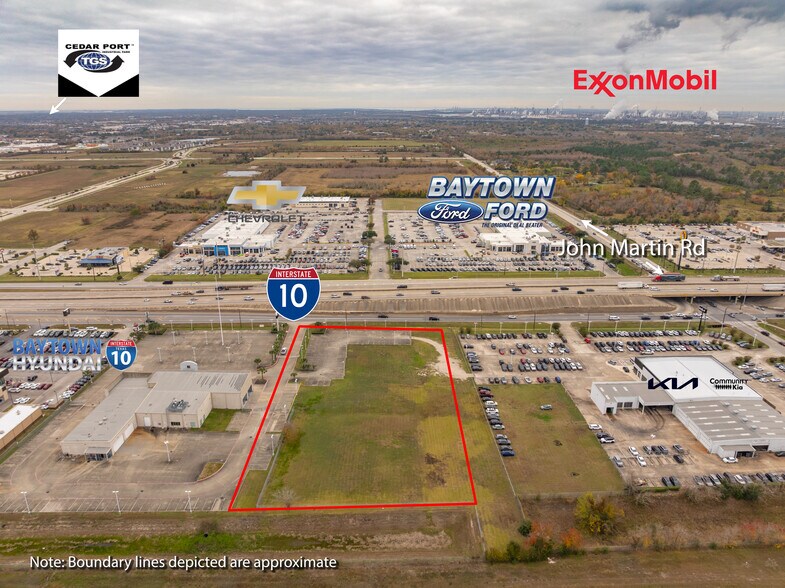 More Photos Of 4221-B East Freeway Hwy, Baytown Land For Sale