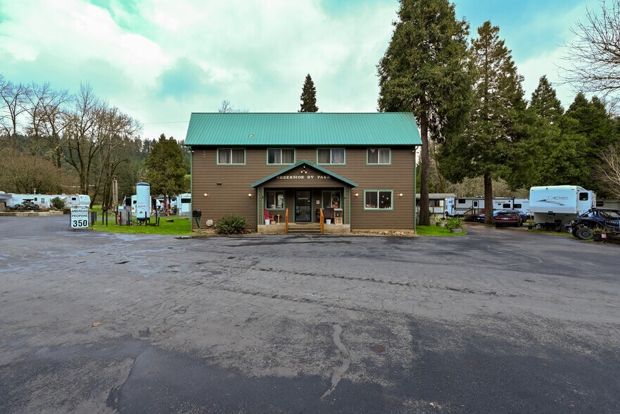 More Photos Of 999 Old Highway 99, Wolf Creek Specialty For Sale