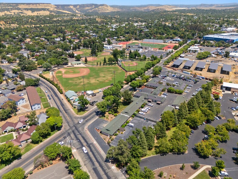 More Photos Of 865 Mitchell Ave, Oroville Office For Sale
