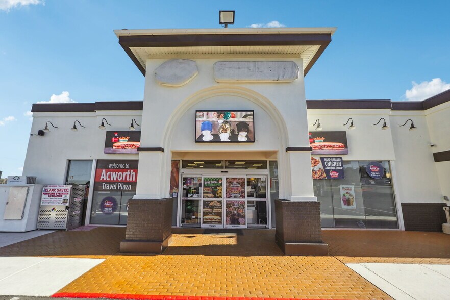 More Photos Of 5160 Cowan Rd, Acworth Restaurant For Lease