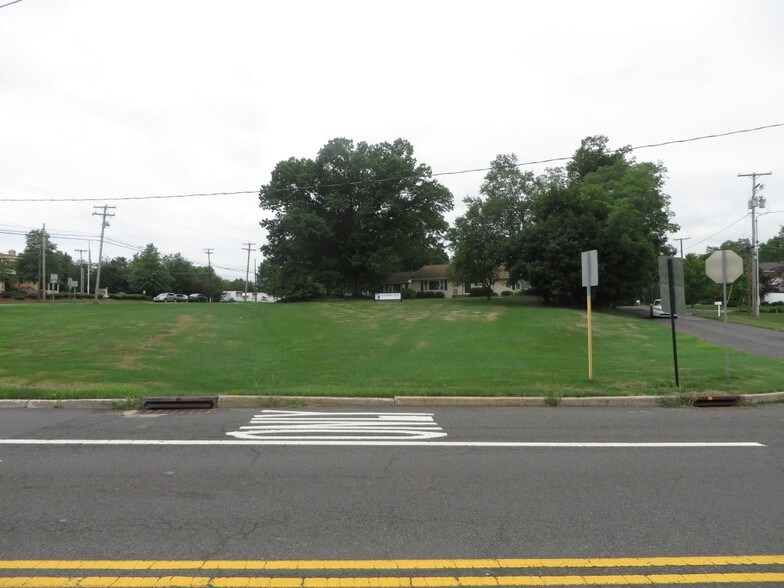 More Photos Of 1273 State Route 28, Branchburg Freestanding For Sale