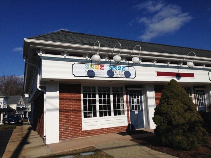 More Photos Of 2 Broadway, North Haven Storefront Retail Office For Lease