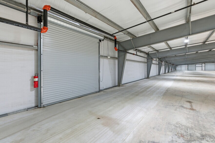 More Photos Of 701 Lovvorn Rd, Carrollton Warehouse For Lease