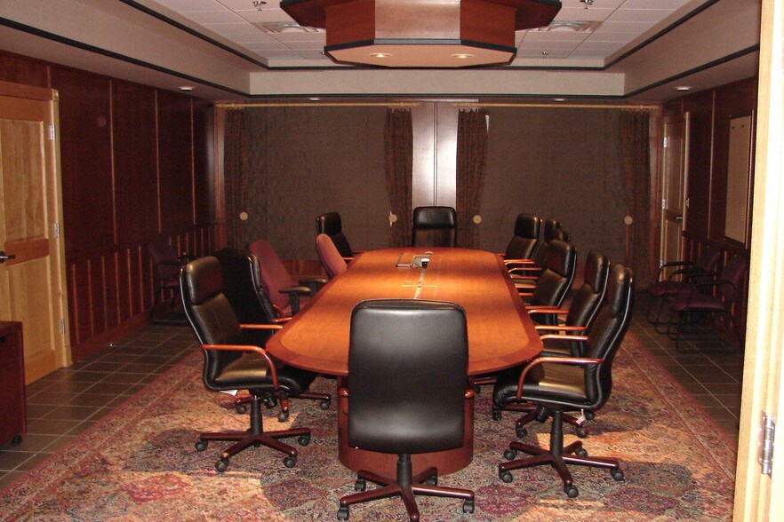 More Photos Of 150 Technology Way, Elma Office For Lease