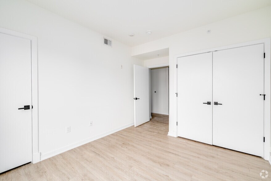 More Photos Of 500 N 13th St, Philadelphia Multifamily For Sale