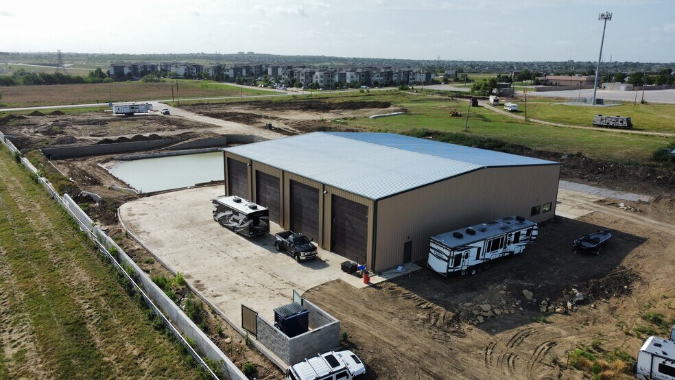 More Photos Of 13227 Old Denton Rd, Fort Worth Unknown For Lease