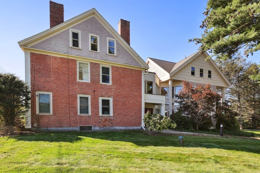 More Photos Of 249 Ayer Rd, Harvard Office For Lease