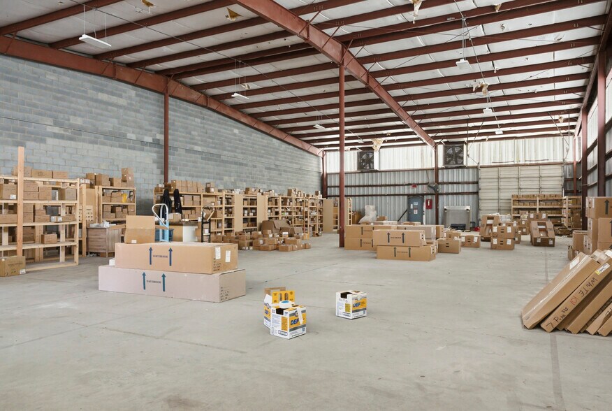 More Photos Of 2321 Hope Mills Rd, Fayetteville Unknown For Lease