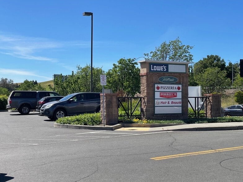 More Photos Of 3340 N Texas St, Fairfield Drugstore For Lease