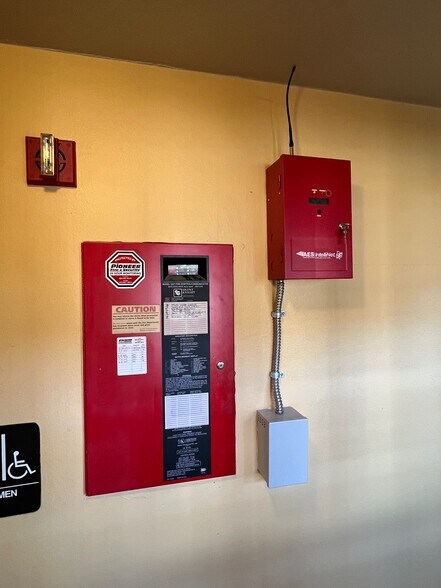 More Photos Of 520 4th Ave E, Olympia Restaurant For Sale