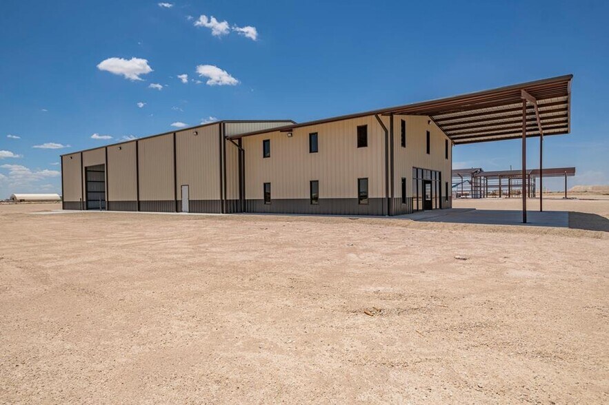 More Photos Of 16751 W Basin St, Odessa Warehouse For Lease