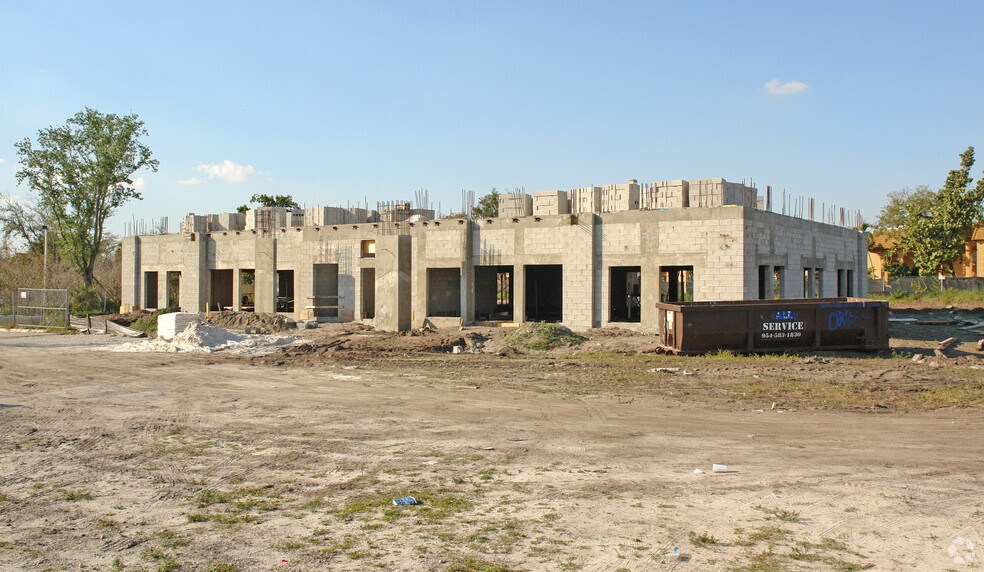 More Photos Of 6095 W Commercial Blvd, Tamarac Office Residential For Sale