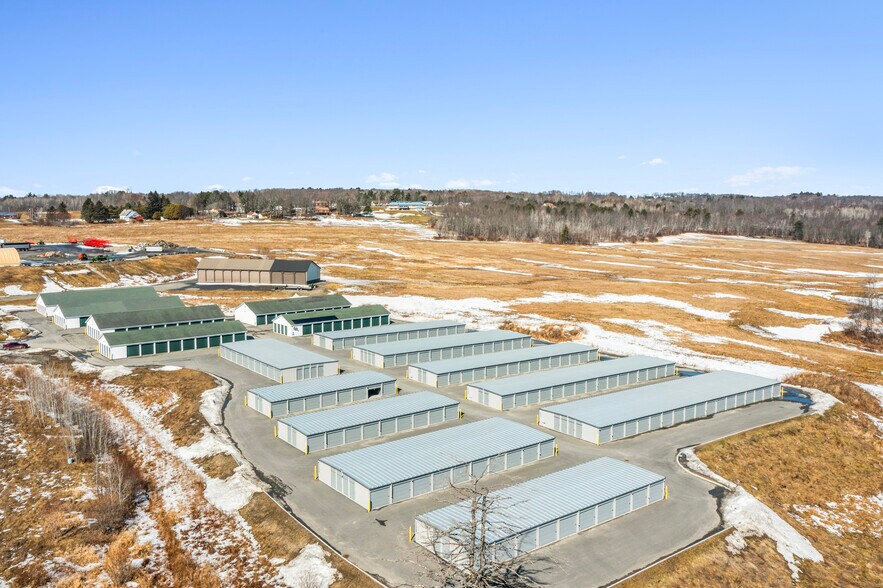 More Photos Of 204 Center Rd, Fairfield Self Storage For Sale