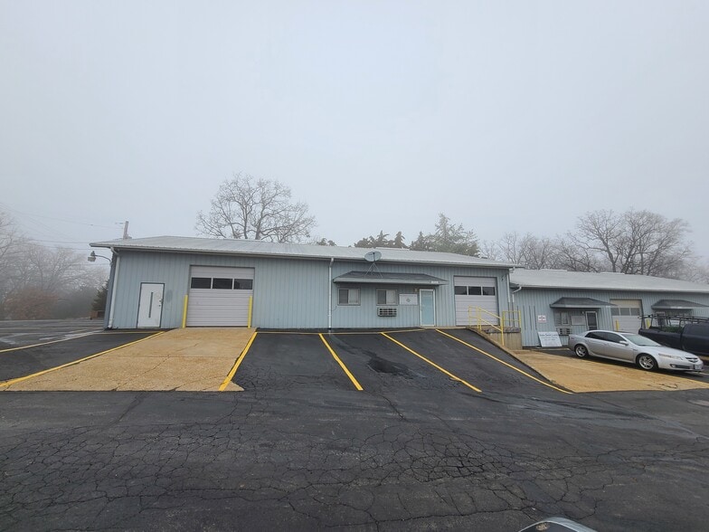Primary Photo Of 4649B Russell Ct, High Ridge Office For Lease
