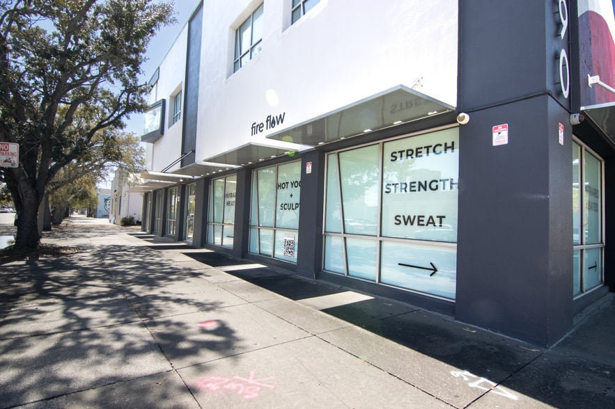 More Photos Of 290 9th St N, Saint Petersburg Storefront Retail Office For Lease